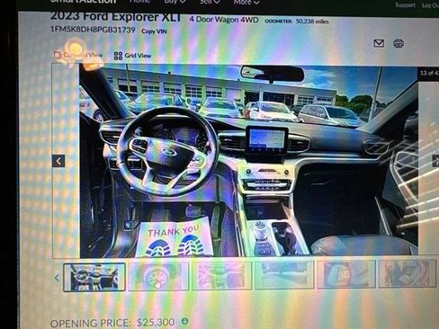 Used 2023 Ford Explorer XLT w/ Equipment Group 202A AWD/4WD image 10