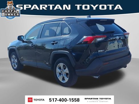Used 2025 Toyota RAV4 LE AWD/4WD image 10