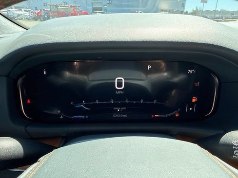 Used 2022 Jeep Grand Wagoneer Series II AWD/4WD image 36