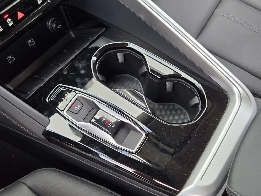Used 2026 Audi Q5 Premium Plus w/ Premium Plus AWD/4WD image 25