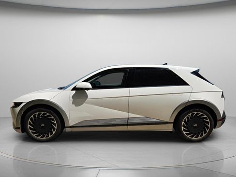 Used 2023 Hyundai Ioniq 5 Limited w/ Cargo Package AWD/4WD image 9