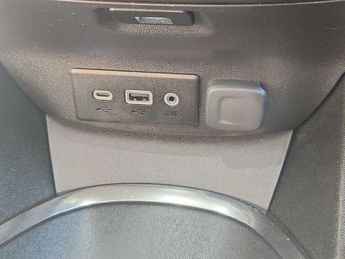 Used 2023 Chevrolet Malibu LT FWD image 22