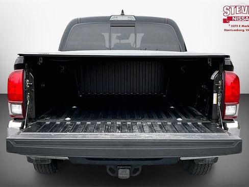 Used 2020 Toyota Tacoma SR5 image 7