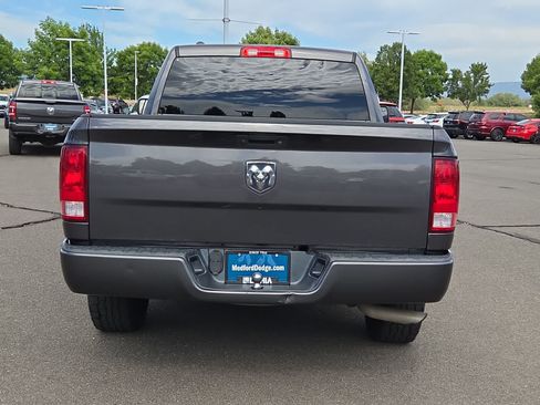 Used 2018 RAM 1500 Express RWD image 13