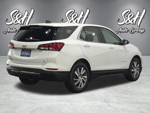 Used 2024 Chevrolet Equinox LT FWD image 17
