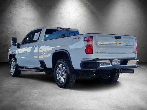 Certified 2022 Chevrolet Silverado 2500 LTZ w/ LTZ Premium Package AWD/4WD image 4