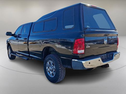 Used 2017 RAM 2500 SLT w/ Snow Chief Group image 7