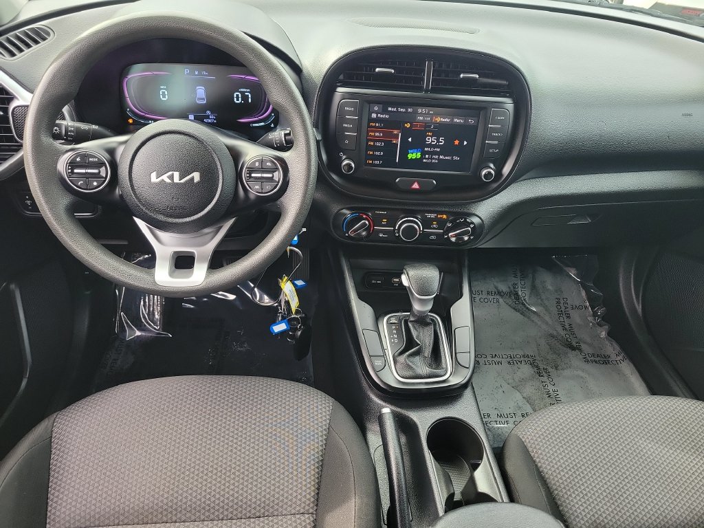 Certified 2024 Kia Soul LX w/ Option Group 015 FWD image 27