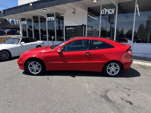 Used 2003 Mercedes-Benz C 230 Coupe image 3