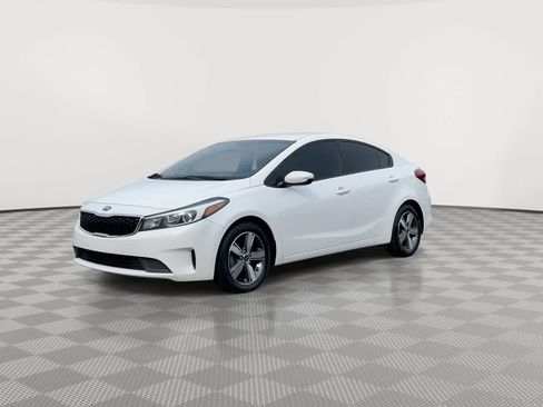 Used 2018 Kia Forte LX w/ LX Popular Package FWD image 4