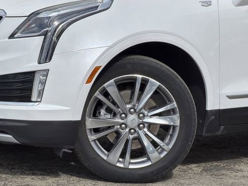 Used 2024 Cadillac XT5 Premium Luxury FWD image 12