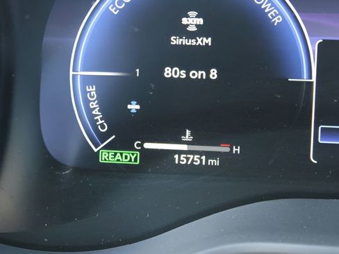 Used 2025 Toyota Sienna XSE image 12