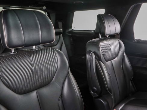 Used 2023 Hyundai Palisade Calligraphy image 30