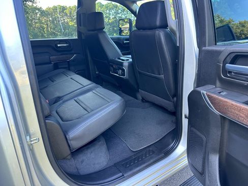 Used 2020 GMC Sierra 3500 Denali w/ Denali Ultimate Package AWD/4WD image 25