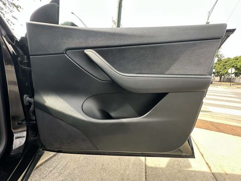 Used 2020 Tesla Model Y Performance AWD/4WD image 26