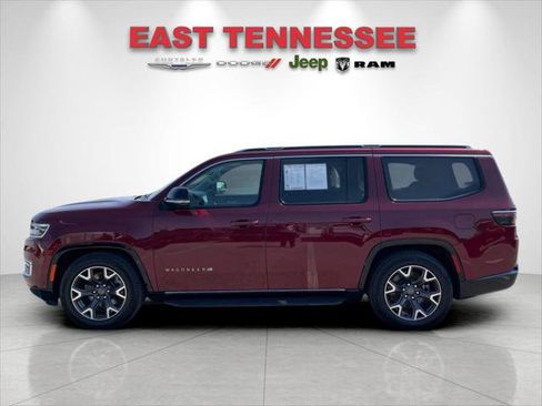 Used 2024 Jeep Wagoneer Series III AWD/4WD image 6