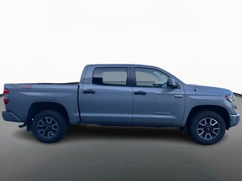 Used 2019 Toyota Tundra SR5 AWD/4WD image 2
