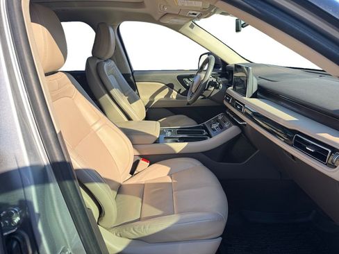 Used 2022 Lincoln Aviator Reserve image 18