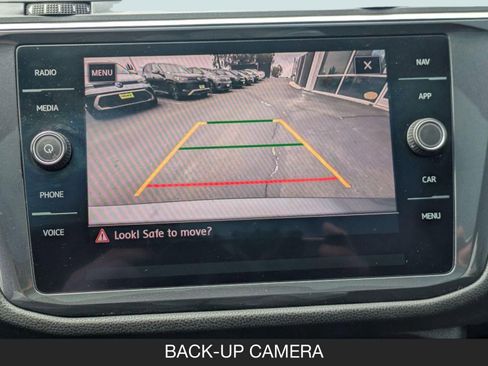 Used 2019 Volkswagen Tiguan SEL FWD image 23