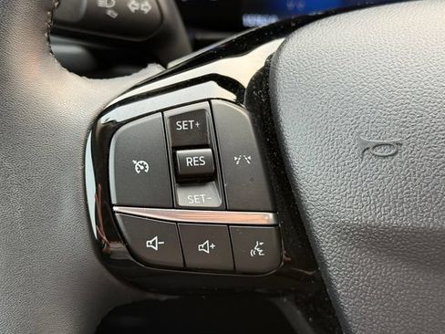 Certified 2024 Ford Escape Active AWD/4WD image 21