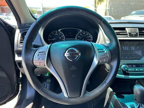 Used 2016 Nissan Altima 2.5 SV FWD image 20