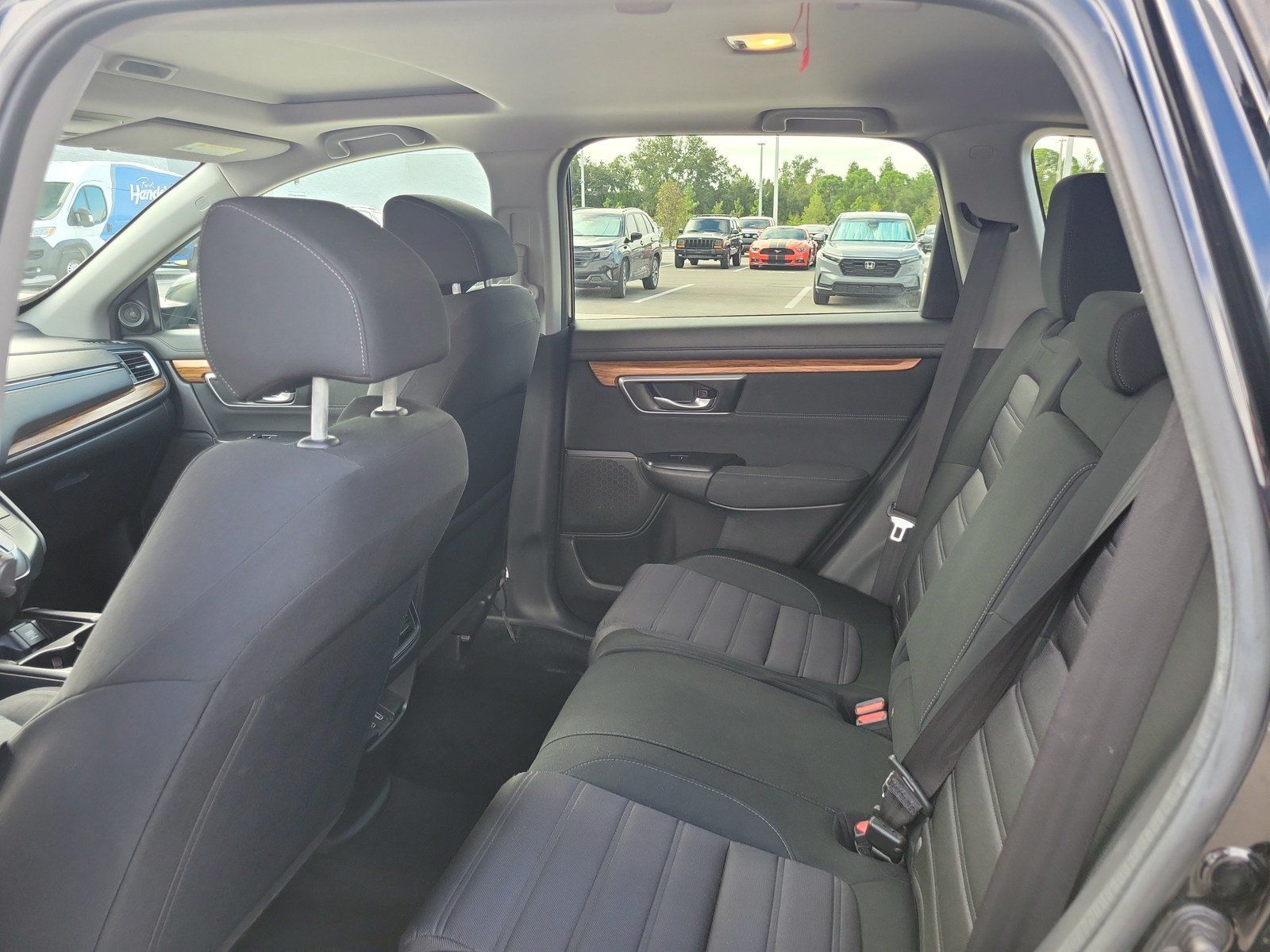 Used 2018 Honda CR-V EX image 28