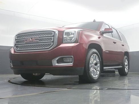 Used 2020 GMC Yukon SLE w/ SLE Value Package AWD/4WD image 46