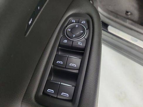 Used 2020 Cadillac XT6 Premium Luxury image 21