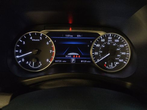 Used 2022 Nissan Sentra SV FWD image 23