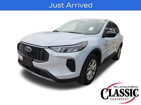 Used 2025 Ford Escape Active image 5