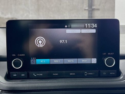 Certified 2023 Honda Accord EX image 11