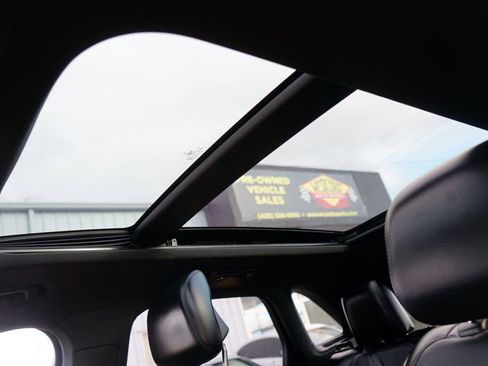 Used 2016 Lincoln MKC Reserve w/ Lincoln MKC Climate Package image 24