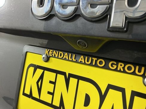 Used 2022 Jeep Renegade Latitude image 9