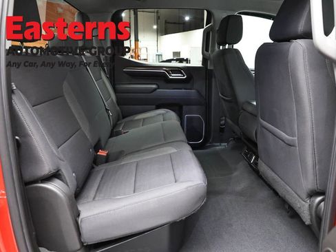 Used 2022 Chevrolet Silverado 1500 LT AWD/4WD image 25
