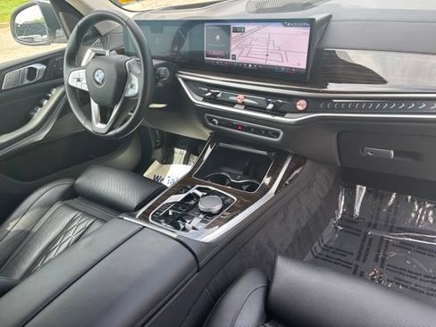 Used 2026 BMW X7 xDrive40i AWD/4WD image 28