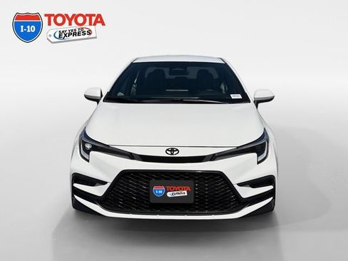 Certified 2026 Toyota Corolla SE FWD image 8