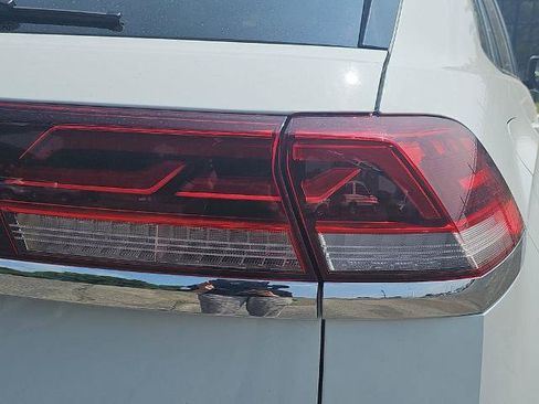 Used 2025 Volkswagen Atlas Cross Sport SE AWD/4WD image 35