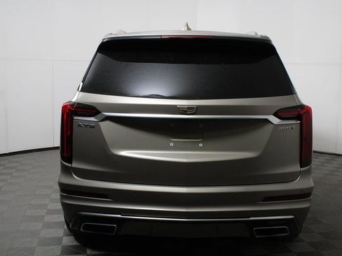 Used 2022 Cadillac XT6 Luxury image 6