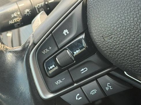 Used 2018 Honda Accord Sport image 17