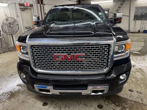 Used 2016 GMC Sierra 2500 Denali image 9