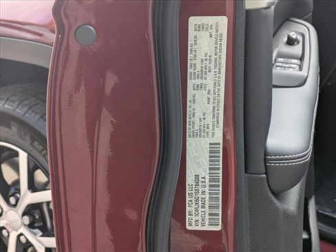 New 2025 Jeep Grand Cherokee L Limited w/ Trailer Tow Package image 21