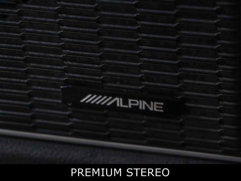 Used 2022 Jeep Grand Cherokee L Limited w/ Black Appearance Package image 21