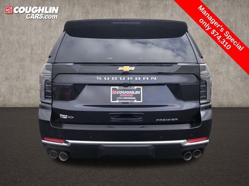 Used 2025 Chevrolet Suburban Premier AWD/4WD image 6