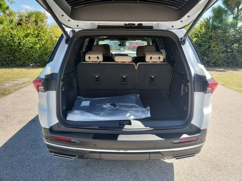 New 2026 Buick Enclave Preferred w/ Super Cruise Package FWD image 5