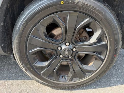 Used 2019 Ford Explorer Sport w/ Equipment Group 401A AWD/4WD image 32