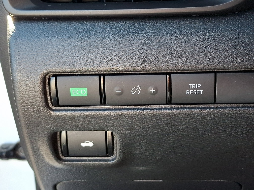 Used 2022 Nissan Sentra S w/ Trunk Package FWD image 23