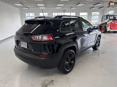 Used 2023 Jeep Cherokee Altitude Lux w/ Lux Elite Package AWD/4WD image 13