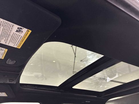 Used 2019 Ford F150 Platinum w/ Equipment Group 701A Luxury image 16