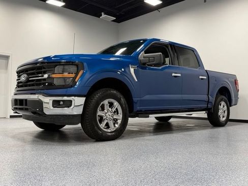 Used 2025 Ford F150 XLT w/ Equipment Group 301A Standard AWD/4WD image 4