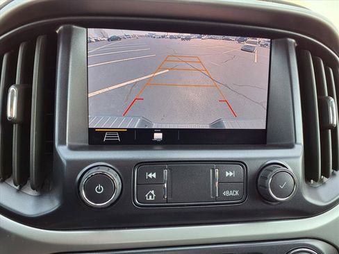 Used 2022 Chevrolet Colorado ZR2 AWD/4WD image 8